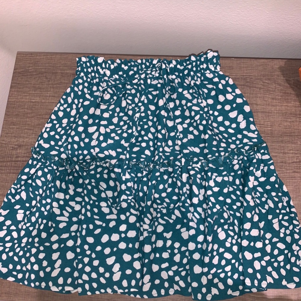 green spot skirt